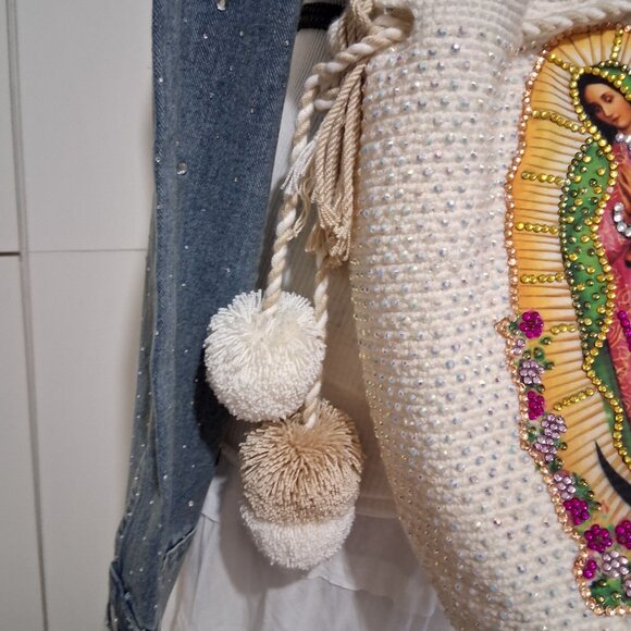 This item is a handcrafted Wayuu mochila bag from Colombia crystals beaded - Picture 7 of 10